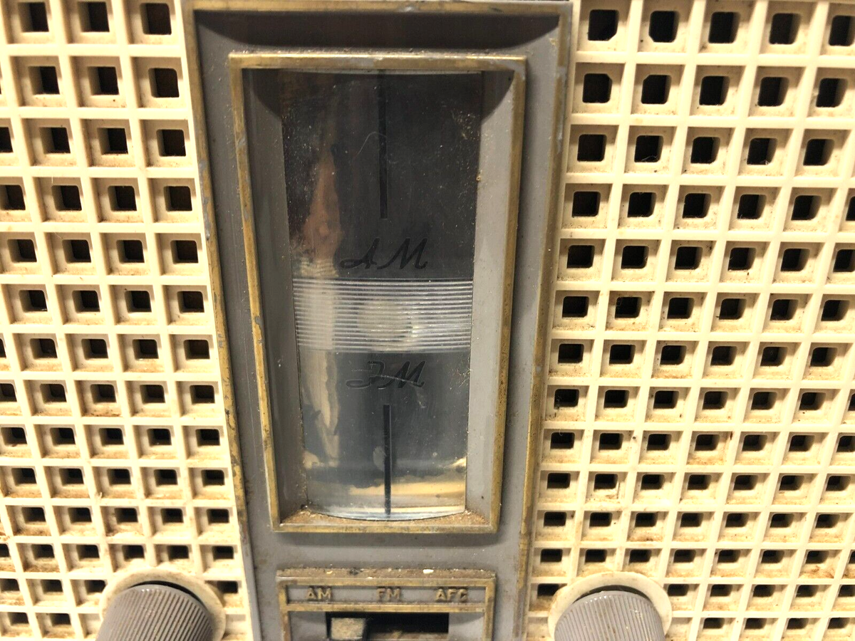 ANTIQUE VINTAGE GENERAL ELECTRIC MODEL T-230B Tube Radio FOR ANTIQUE VINTAGE GENERAL ELECTRIC MODEL T-230B Tube Radio FOR