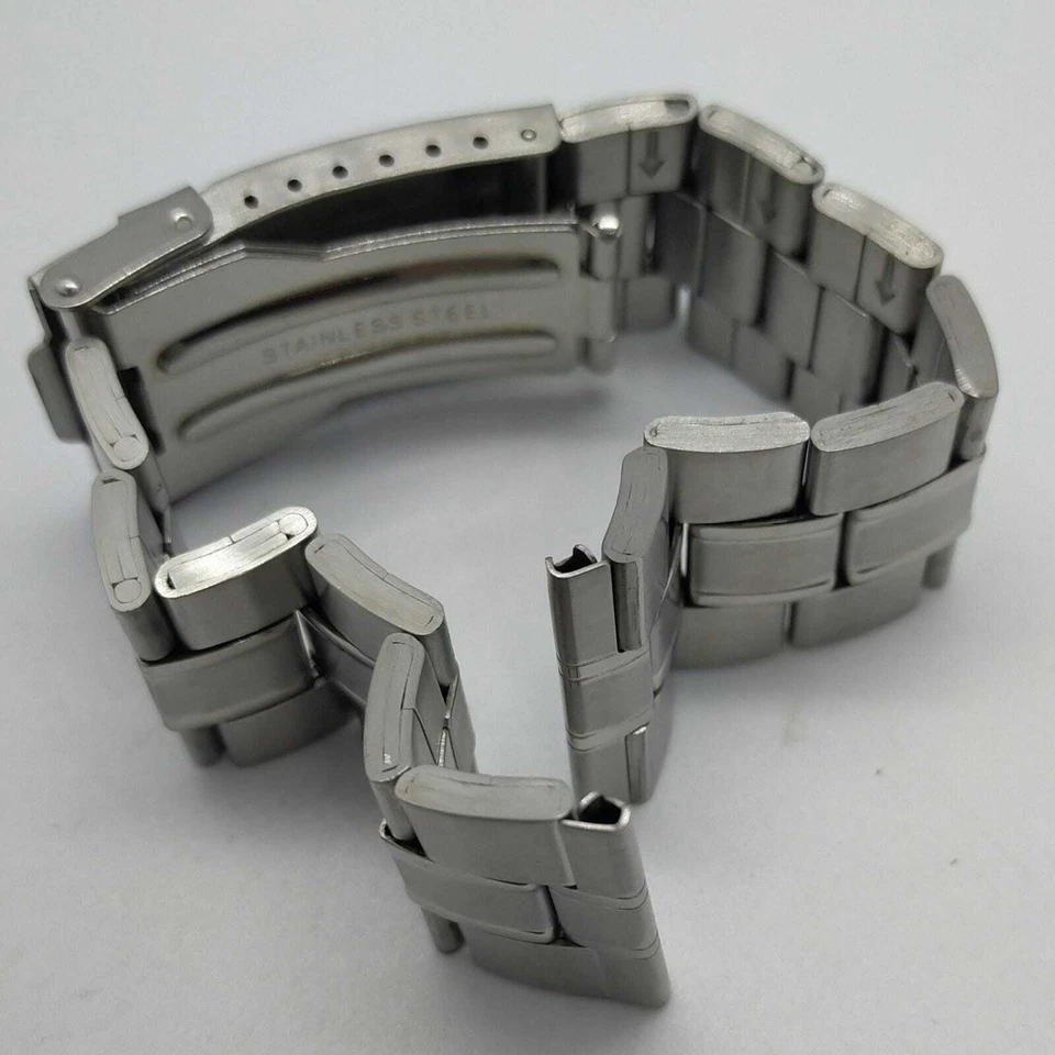 BRACCIALE INOX 100% BIG SIZE mm18-20-22-24-26-28-30 L.17,5cm FLIP-LOCK  - Immagine 4 di 4
