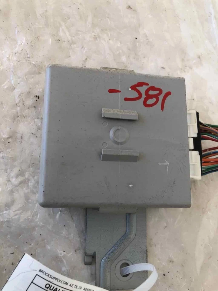 Nissan QUEST 1999 3,3 L 6 cilindros chasis caja cerebral módulo de control conjunto OEM Foto 3 de 4