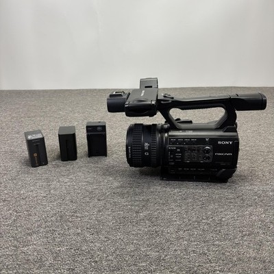 Sony HXR-NX100 Professional HD Camcorder 12x Zoom SDXC 256GB Card Batteries