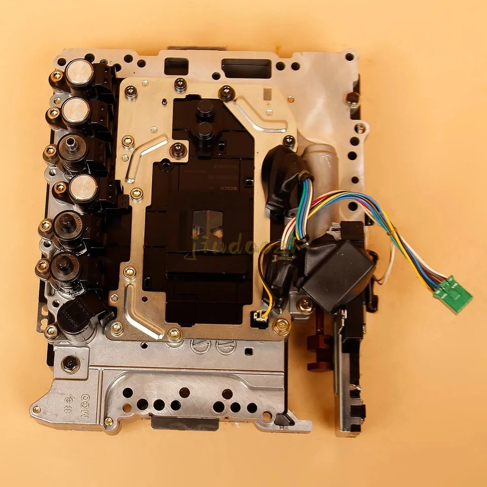 RE5R05A Cuerpo de válvula de transmisión Solenoide TCM para Nissan 350z Foto 2 de 3