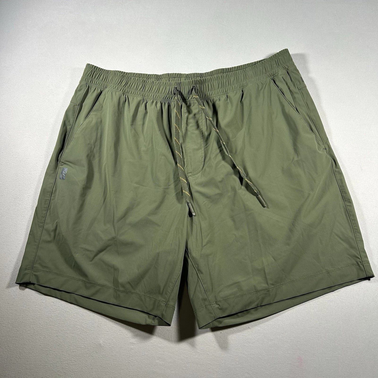 Mens Rhone Pursuit Trail Shorts Green Athletic Stretch Unlined Size XXL Gym