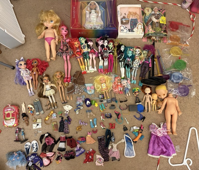 Mixed Doll And Accessories lot: Monster high Bratz Disney +
