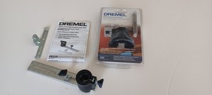 Dremel 565 Multipurpose Cutting Kit & 678 Circle Cutter and Straight Edge Guide