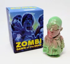 Unbox Industries Zombi Dawn of the Dead Open Blind Box Sofubi Zombie Figure