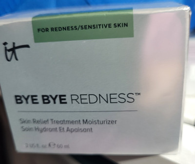 IT Cosmetics Bye Bye Redness - Sensitive Skin Moisturizer 2 oz. NIB