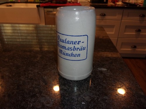 PAULANER THOMASBREAU MUNCHEN - GERMAN BEER STEIN - 36 OUNCES - LARGE - STONEWARE - Picture 2 of 5