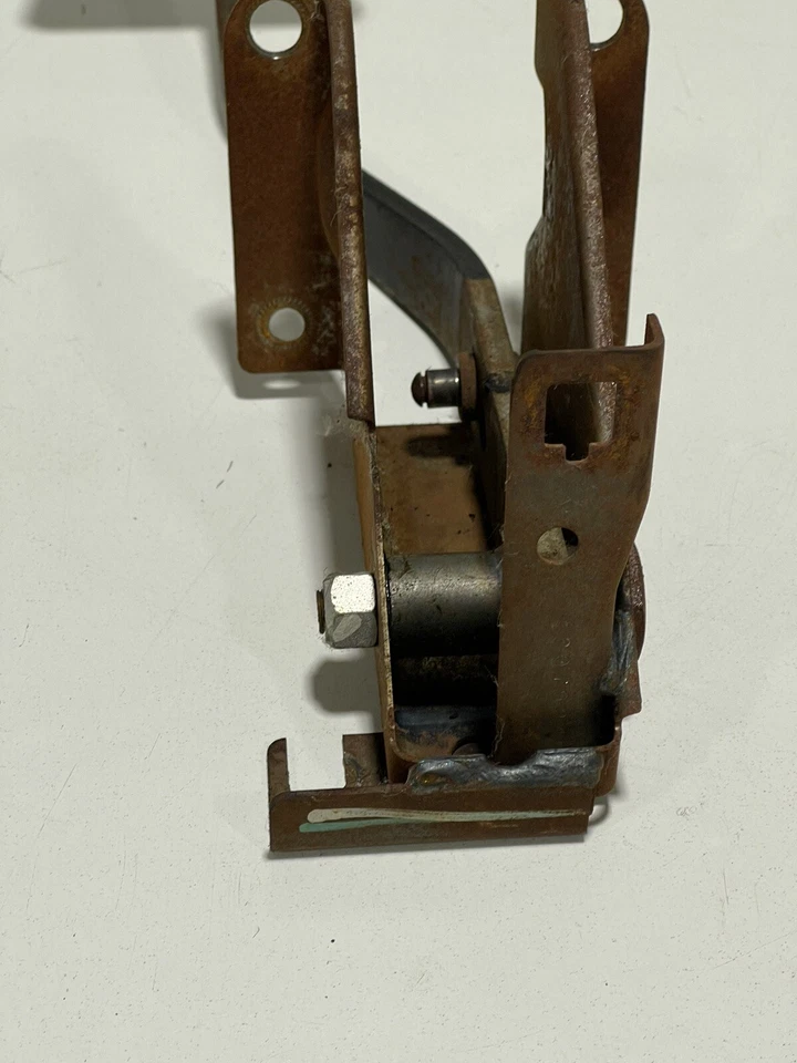 Conjunto de suspensión de pivote de pedal de freno automático Jeep Wrangler TJ 1997-2006 CC 62 Foto 3 de 4