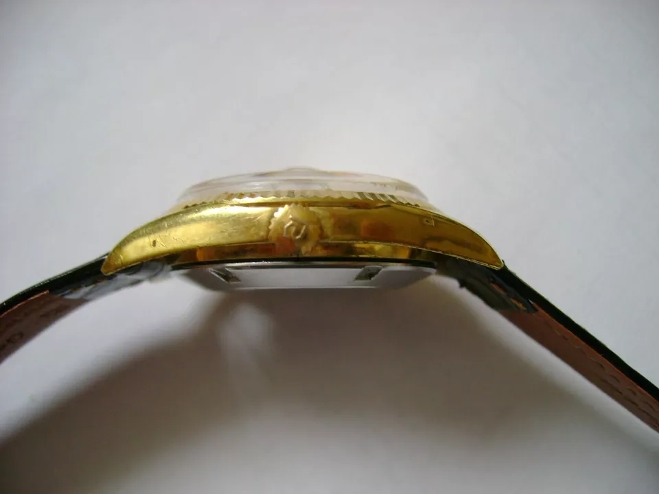 VINTAGE AUTOMATIC RICOH DYNAMIC 21 JEWELS , RUN GREAT. TARIFF TAX - Imagen 4 de 4