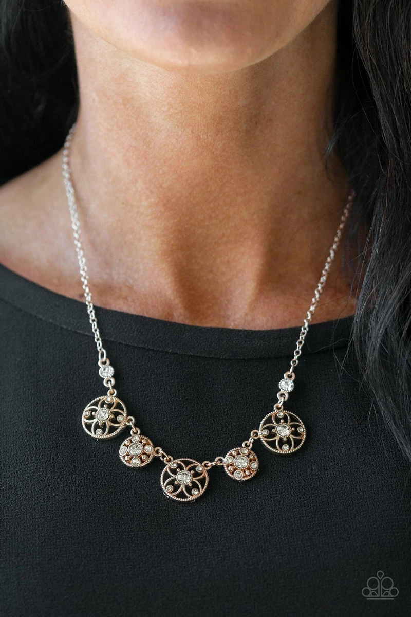 Paparazzi Necklace Floral Florescence Rose gold White