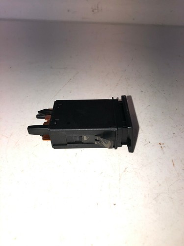 VOLKSWAGEN GOLF GT TDI Y REG A/C Dash Button Switch - Picture 4 of 4