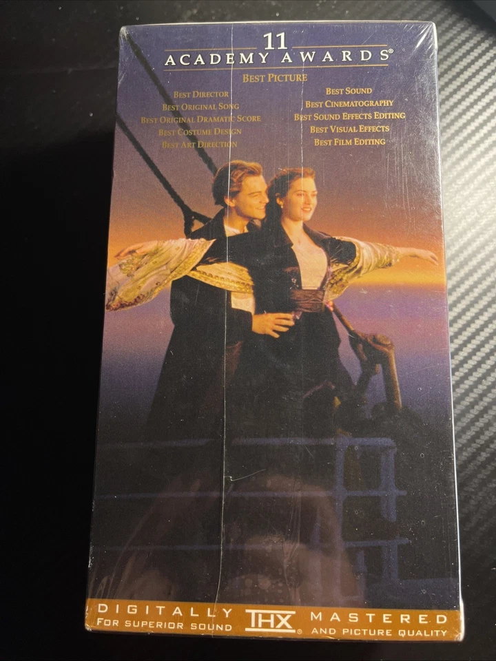 Titanic 1997 Movie VHS Part 1 & 2 Box Set Factory Sealed New In Box Paramount  Foto 2 de 4