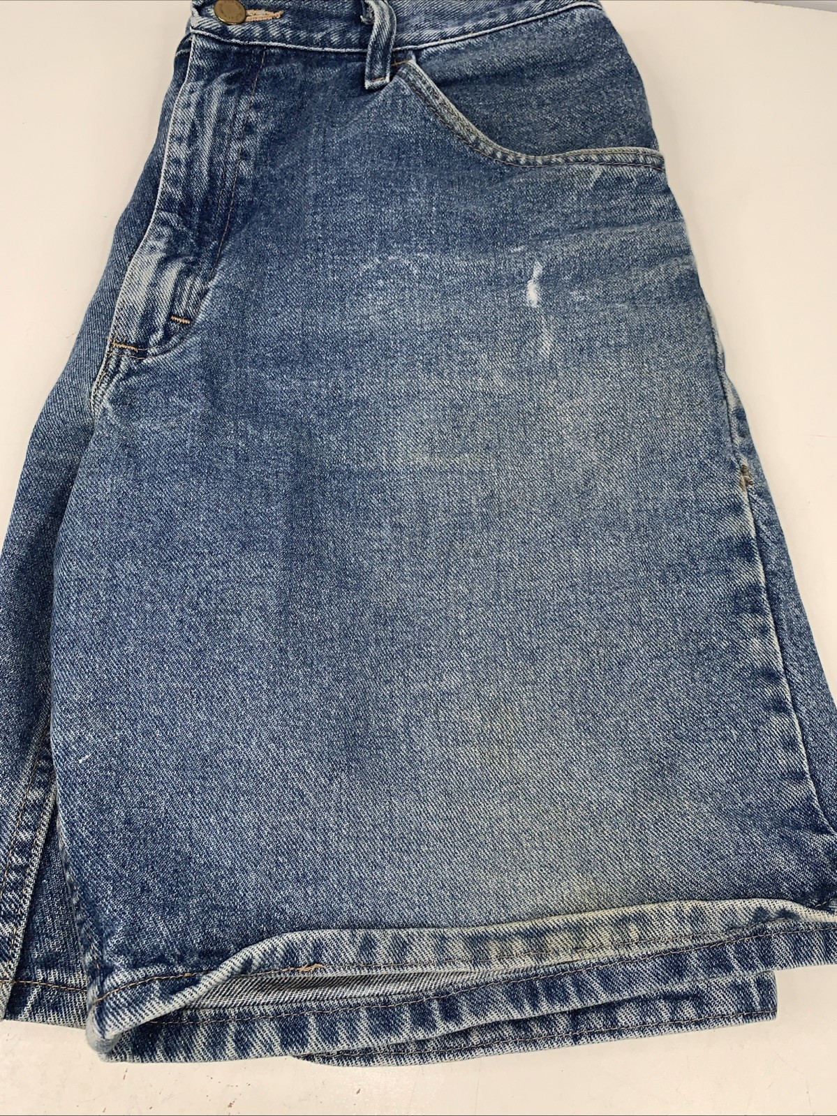 Wrangler Denim Shorts Mens 36 Blue Relaxed Fit Casual Outdoors Light Wash Mens thumbnail 7