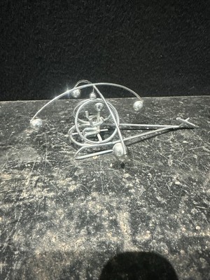 Balancierender Hubschrauber kinetische Skulptur Schreibtisch Spielzeug Perpetual Motion Skulptur #fc8