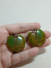 Vintage Bakelite Marbled Green Clip On Earrings