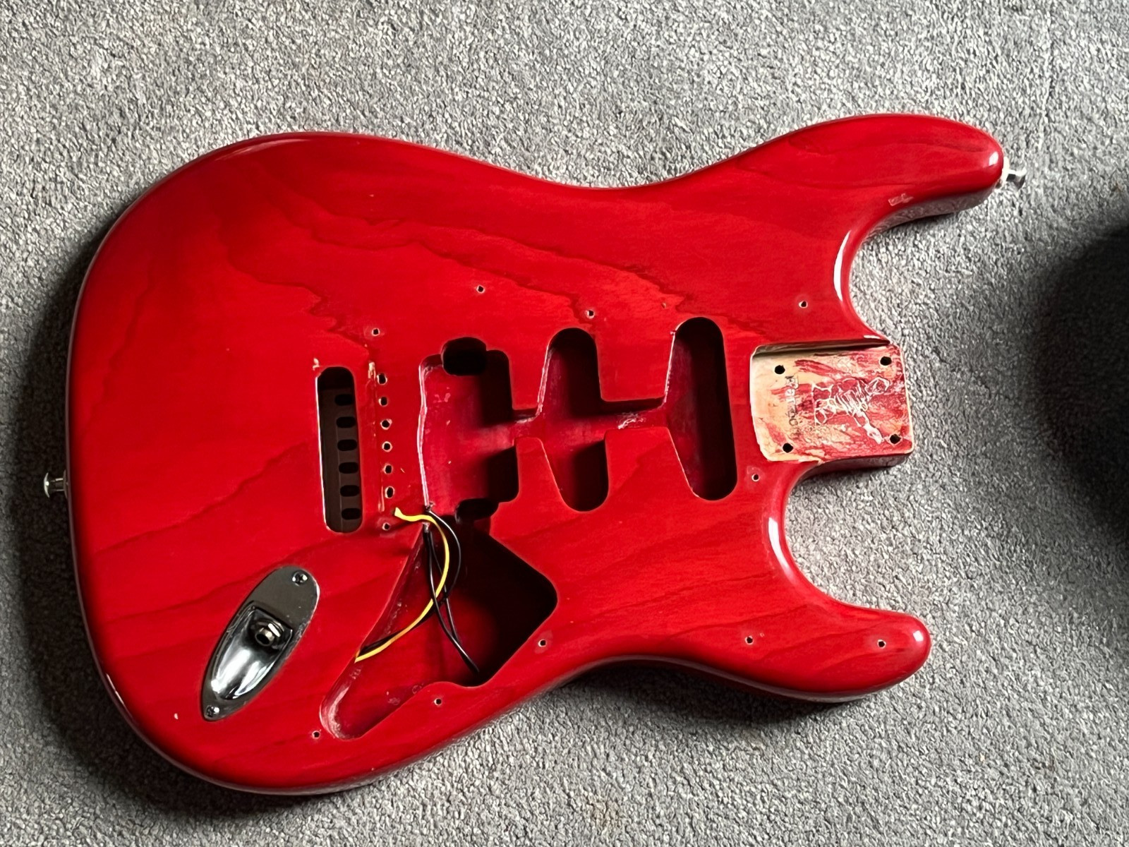 Warmoth Custom transparent red guitar body Stratocaster style Ash