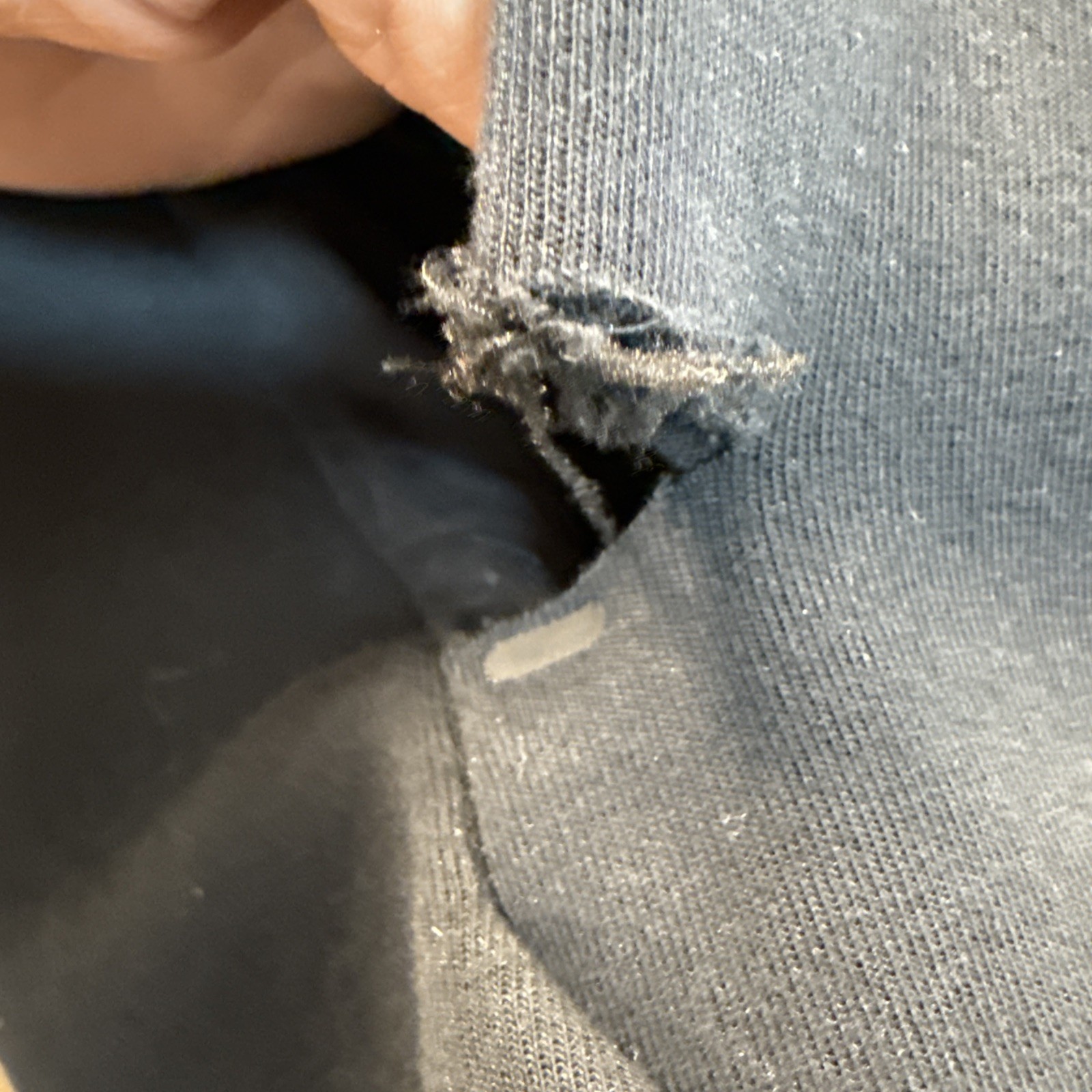 Nike Tech Fleece Full Zip Hoodie Jacket Men’s 2XL Black, Tear At Pocket thumbnail 7