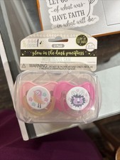 Le Bebe Favorite 2 pack Glow-In-the-Dark Pacifiers, Pink with Travel Case