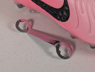 Nike Tiempo Legend 10 Elite SG-Pro Pink Soccer Cleats FN7283-601