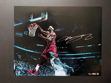 LeBron James Signed &ldquo;Over the Top&rdquo; Autographed Photo 16x20 Upper Deck