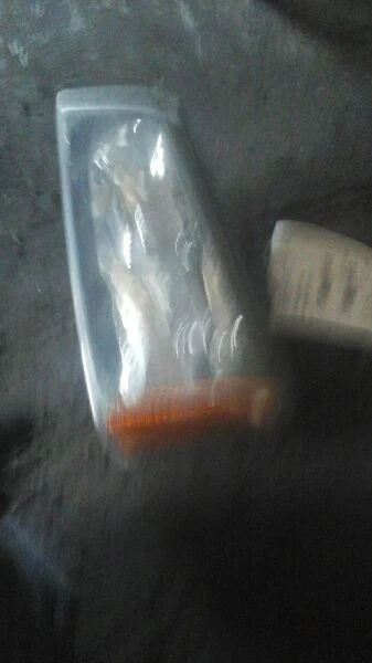 2004 Chevrolet Silverado 2500 Left Driver Headlight Lamp - Image 2 of 4