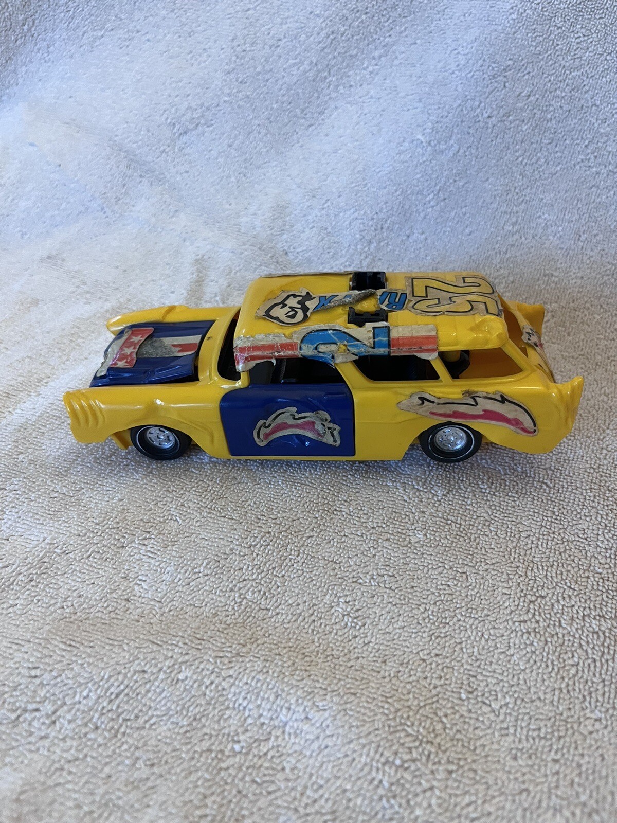 Vintage Kenner 1970 SSP 57 Blast Em Chevy Wagon Yellow Smash Up Derby