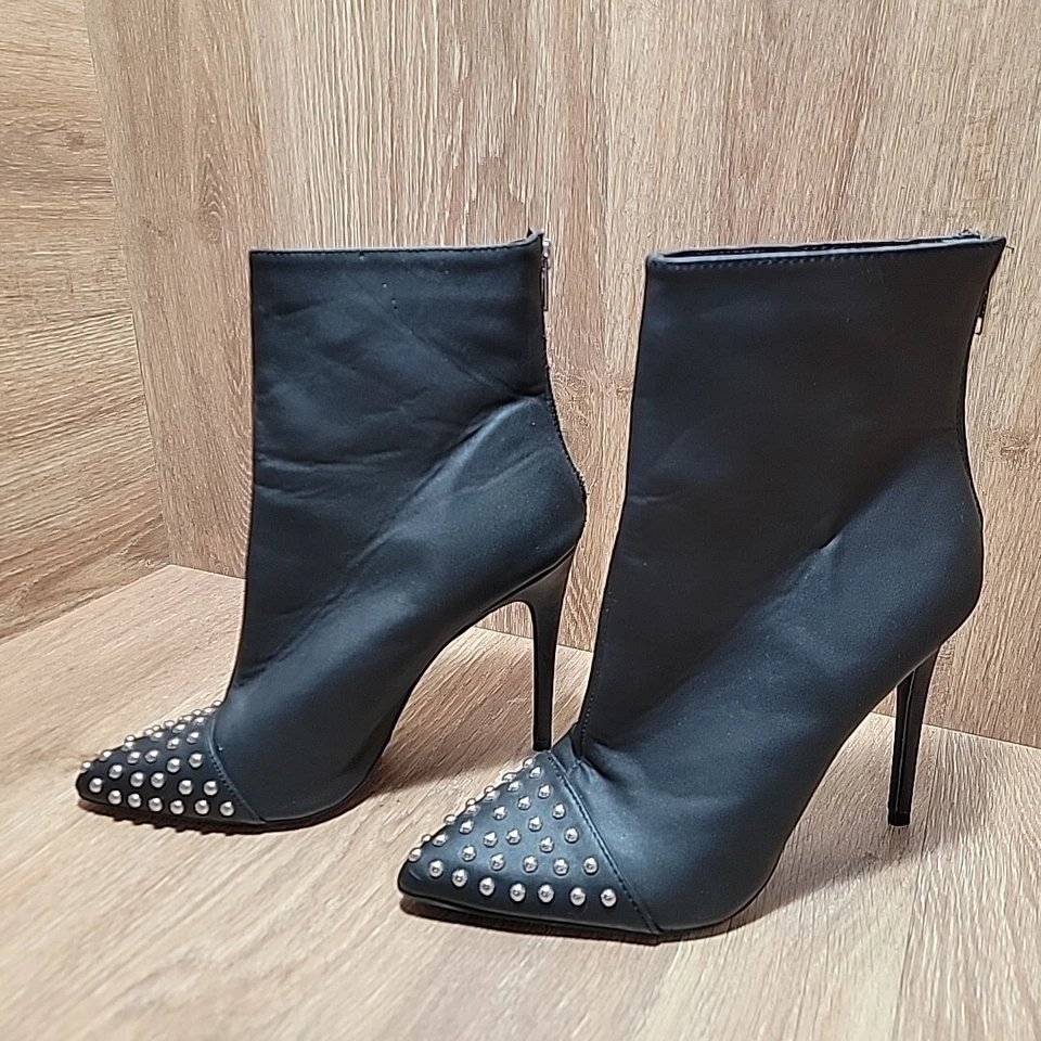 Botines Wild Diva Tacón Para Mujer 9 Cuero Negro Tachonado Cremallera Lateral Tacón Botines Foto 2 de 4