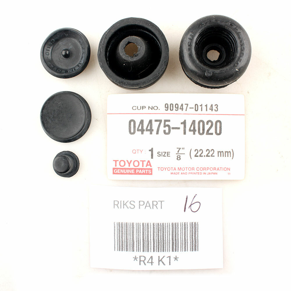 入手不可能TOYOTA CUP'80〜'93 バッジ非売品 250限定/131番 入手不可能TOYOTA CUP'80〜'93 バッジ非売品 250限定/131番