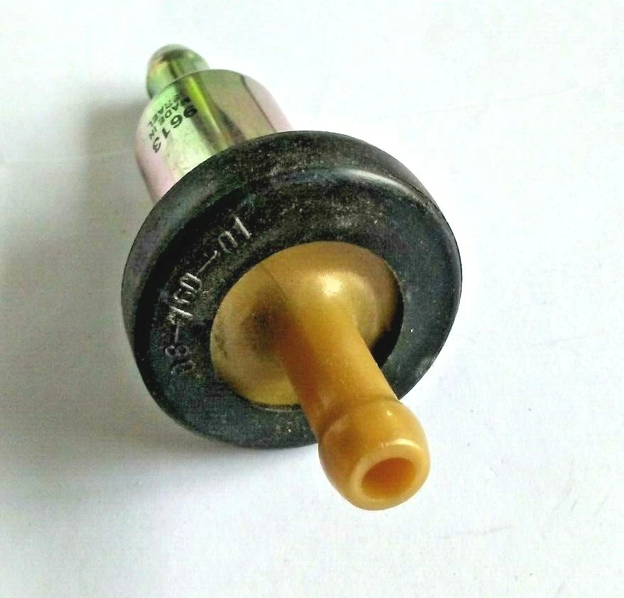 In-Line Fuel Filter-Secondary ACDELCO GF548 - Image 4 of 4