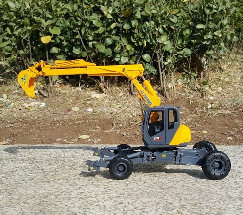 1/35 Scale XCMG Mobile Walking Excavator ET112 Diecast model Collection Steel Ma - Picture 10 of 14