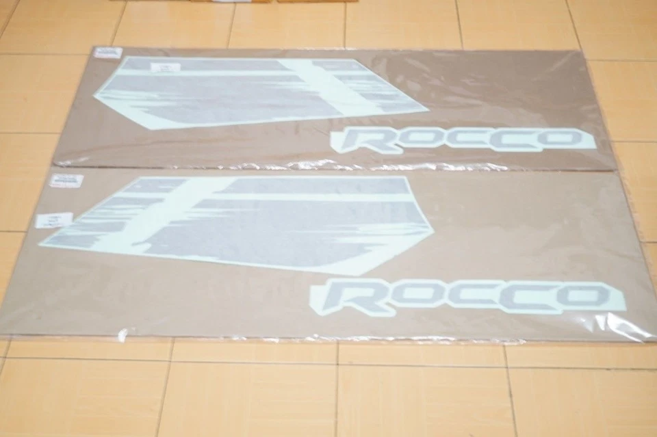 PC186-0K0S6 PC186-0K0S7 HILUX REVO ROCCO SERIES 2018-9 BODY DECAL STICKER A SET  - Image 2 of 4