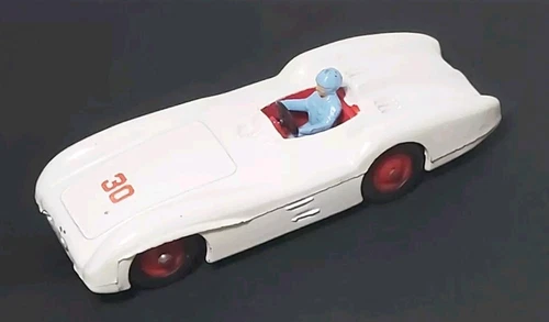 VINTAGE DINKY 237 MERCEDES BENZ RACING CAR - ORIGINAL MODEL VNM Loose Model Rn30
