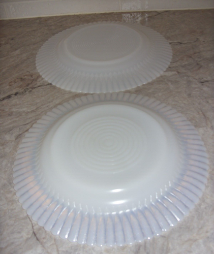 MacBeth Evans 2 Pétalos Monax Blanco Leche Vidrio 9" Platos de Cena Fondo Anillado - Imagen 6 de 8