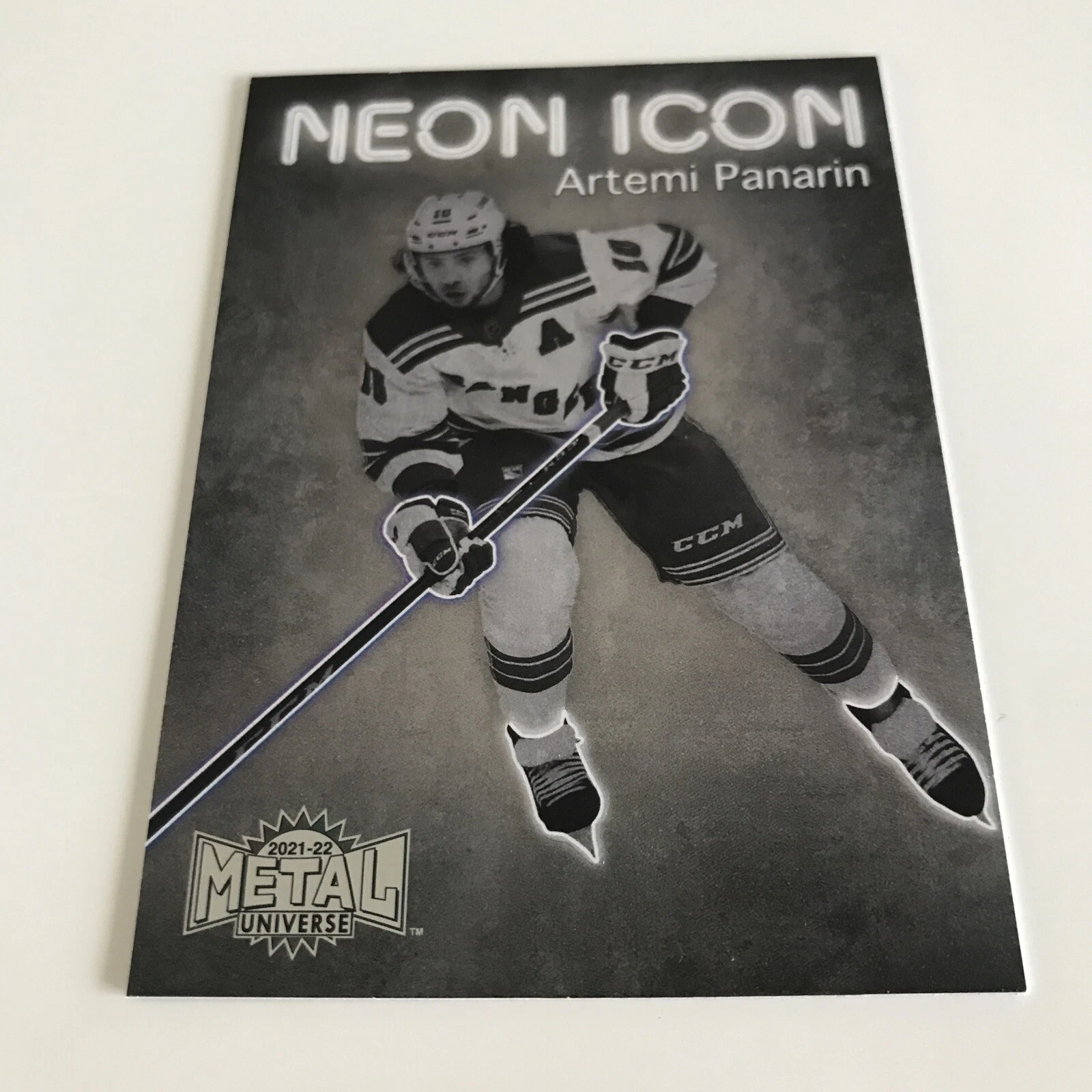 NHL Card, Artemi Panarin, Neon Icon, Metal Universe 2021-22, Rangers-