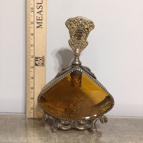 Vintage Large Ornate Floral Filigree Perfume Bottle Amber Glass Vanity Decor - Picture 14 of 16