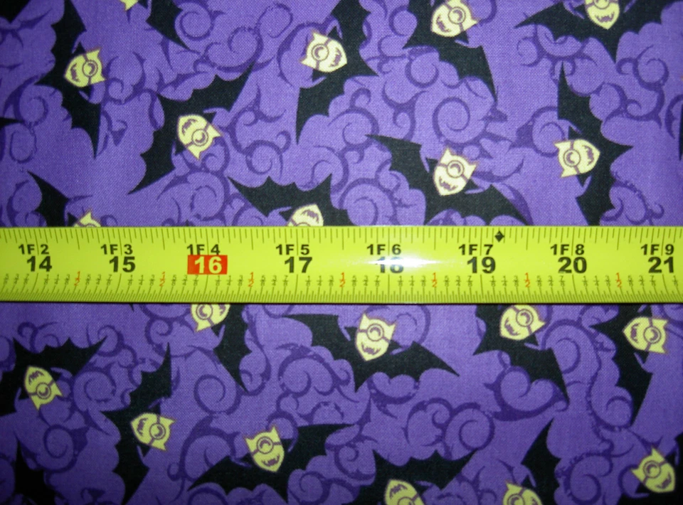 Bat Bats Minion Minions Bite Me colmillos colmillos gafas violeta 24512 V QT tela  Foto 2 de 3