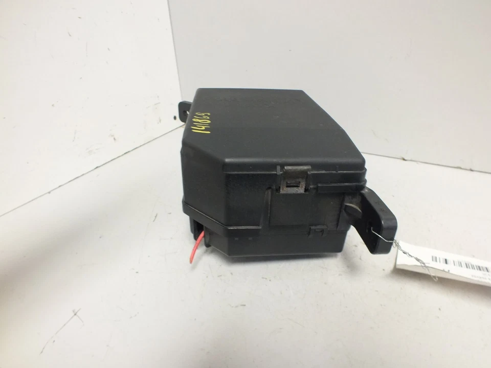 03 04 05 2004 HYUNDAI ELANTRA 2.0 COMPARTIMENTO MOTOR CAJA DE FUSIBLES 91207 2D470 #1155F Foto 4 de 4