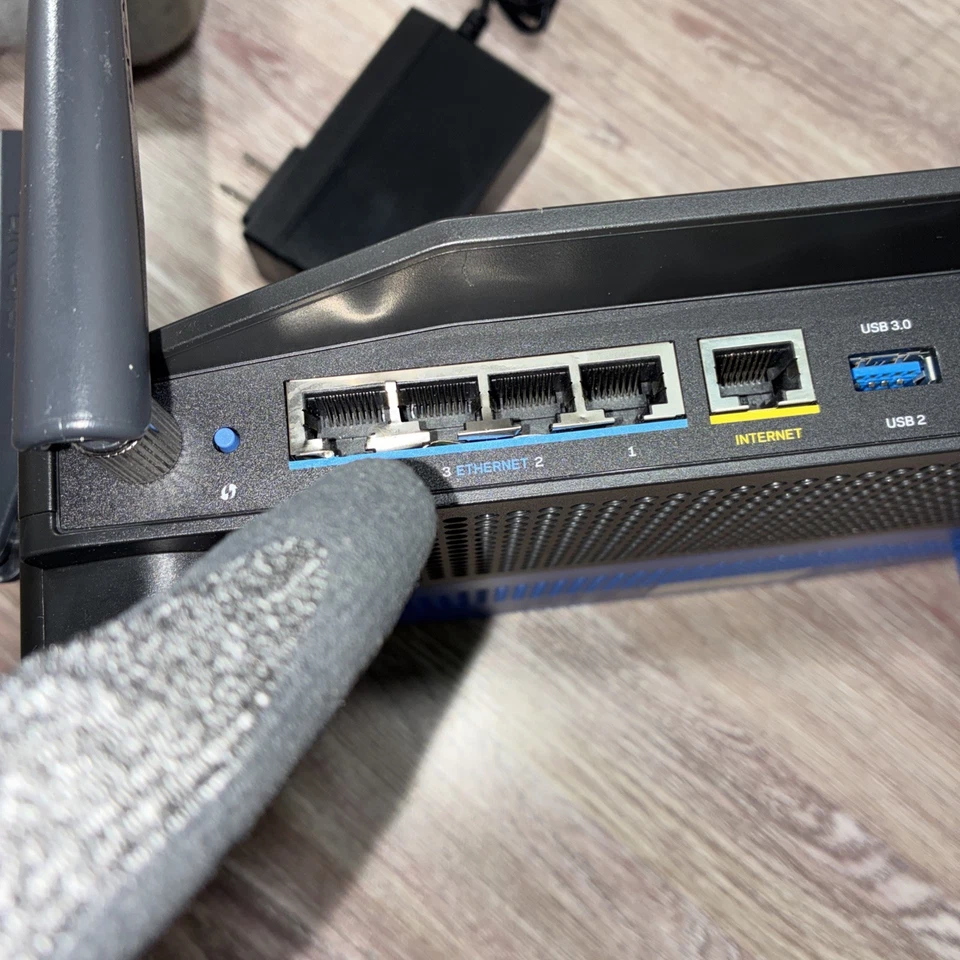 Router Wi-Fi de doble banda Linksys WRT3200ACM AC3200 *LEER DESCRIPCIÓN* Foto 2 de 4