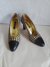 Vintage Escada Size 8.5 Cap Toe Plaid High Heel Pumps Black Tan