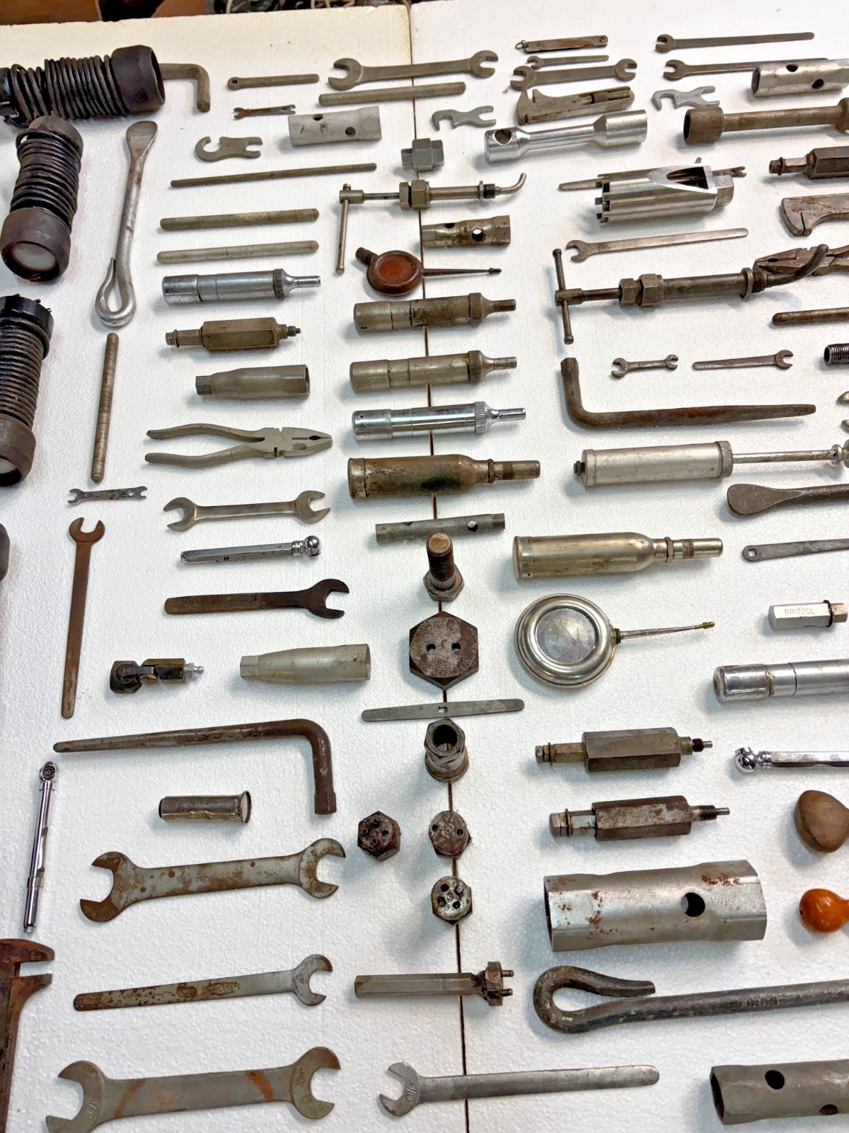 BENTLEY "SPECIAL" BUILDER? ROLLS ROYCE TOOL. LARGEST 1946-65 INVENTORY ON EARTH