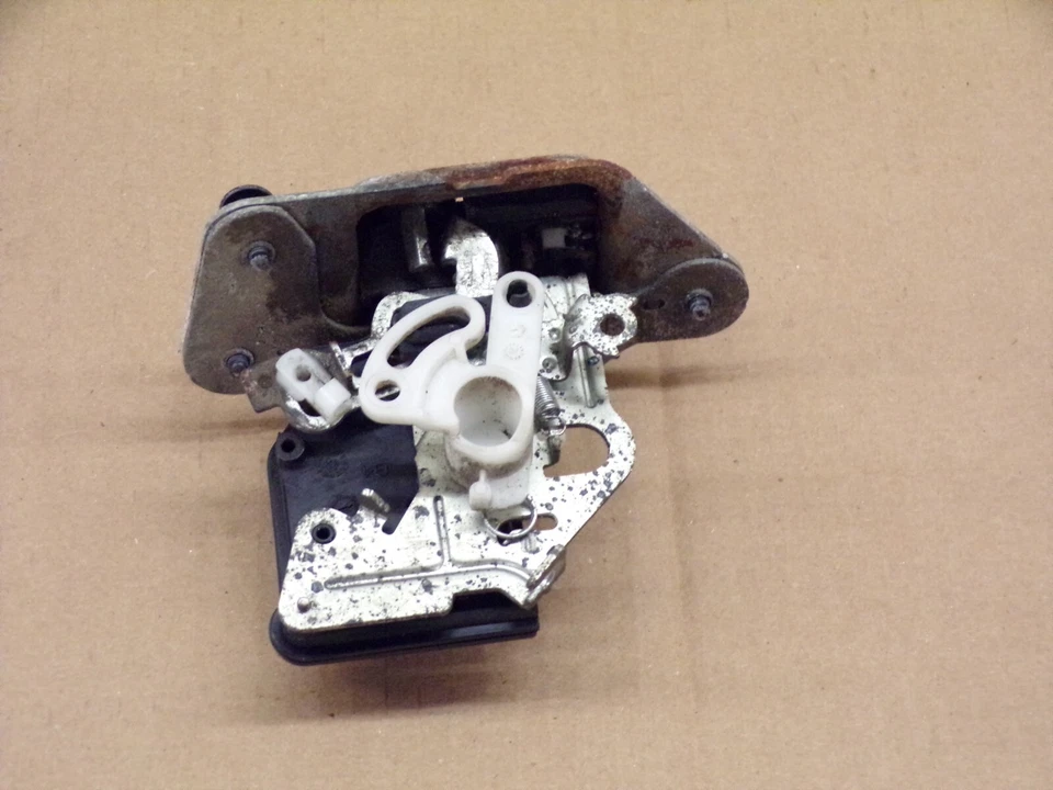 Jeep Commander 2006 puerta levadiza pestillo 2006-2010 Foto 3 de 3