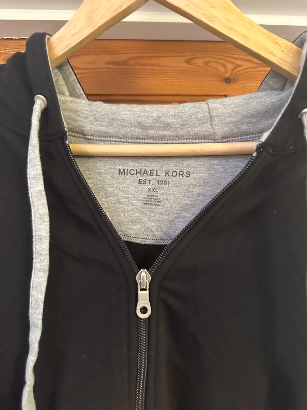 Felpa con cappuccio nera sottile Michael Kors con corde grigie ottime condizioni XXL