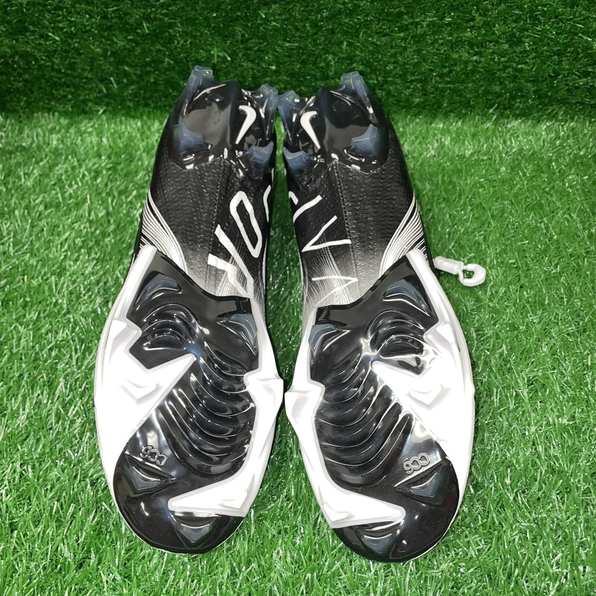 Nike Vapor Edge Elite 360 Flyknit Football Cleats White  display picture 2