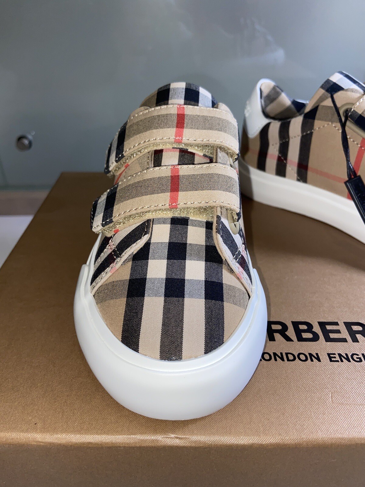 Actualizar 55+ imagen burberry markham sneakers Abzlocal.mx