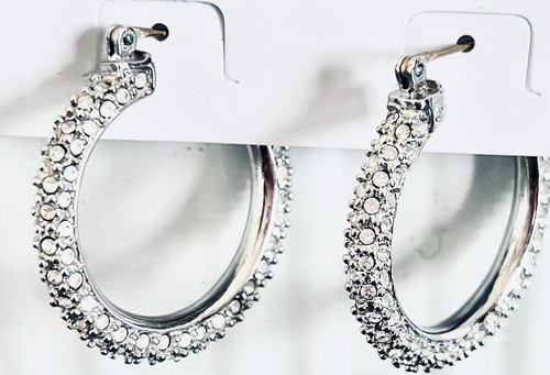 Pendientes de colección de cristal de swarovski tono plateado aro perforado cisne firmados - Imagen 3 de 4