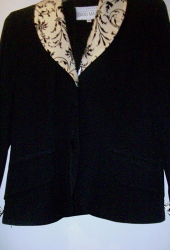 Dani Max by Lois Snyder Cream Satin Flocked Trimmed Black Jacket Blazer Size 6P - Picture 4 of 4