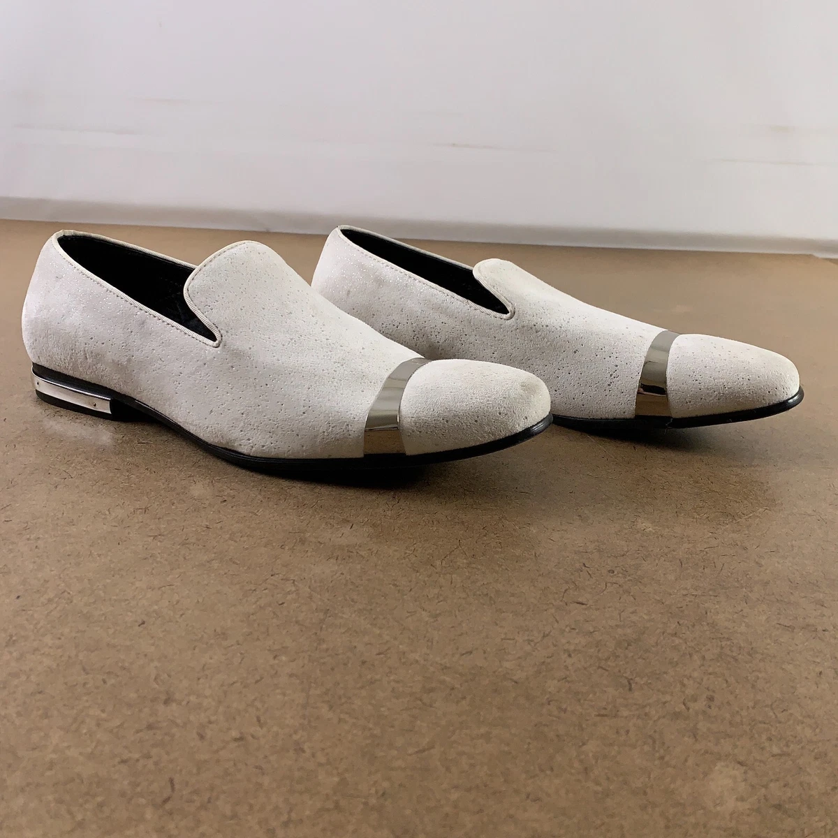 White hotsell smoking slippers