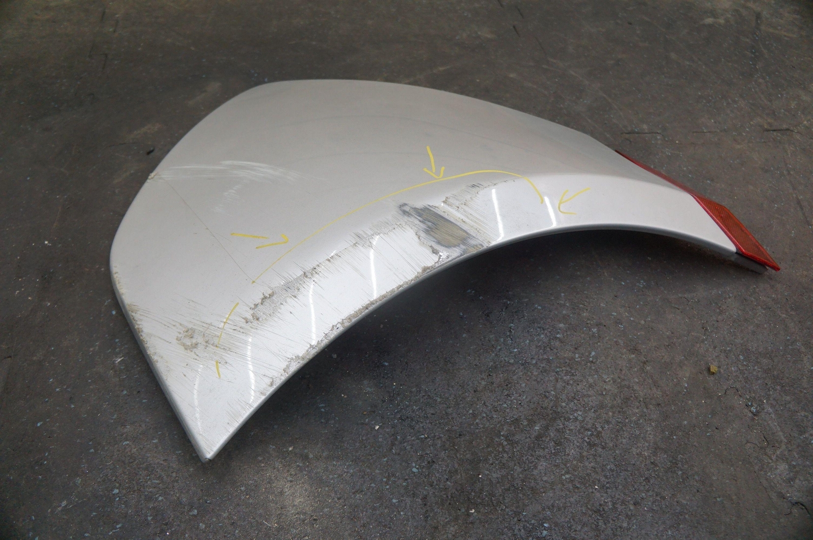 * Rear Bumper Right Passenger Side Trim Cover Panel Mclaren 570s 2017 *NOTE*