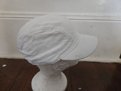 New Era Women's Corduroy Stretch Fit Solid White 4 Panel Hat NEW - Picture 4 of 6