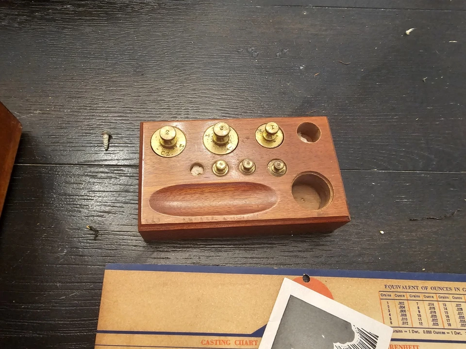 金色平衡比例 William Dixon 古董 16 英寸 X 7 英寸 X 16 英寸 完整 状况良好 — 第 3/4 张图片